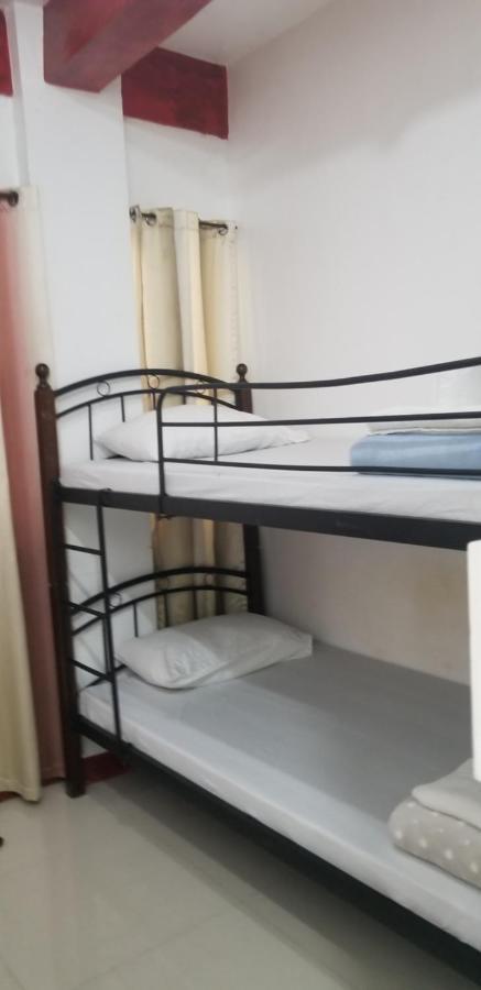 Innsite Room Rentals Pasay Exteriör bild