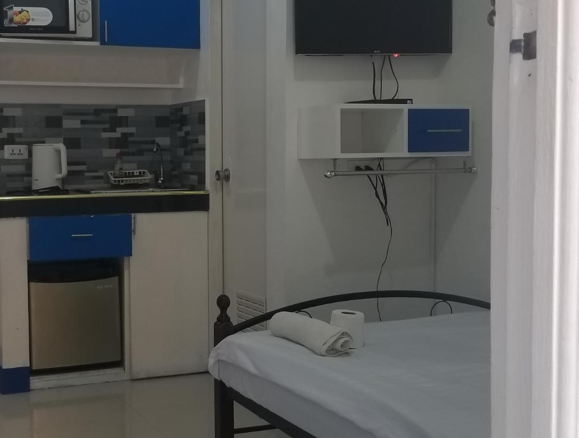 Innsite Room Rentals Pasay Exteriör bild